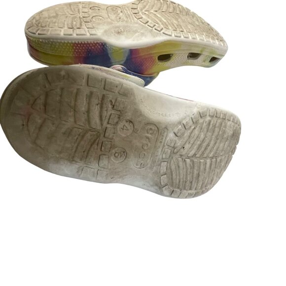Crocs Clogs With Strap Mushroom Charm Tie Dye size 4 unisex Kids - Picture 8 of 9